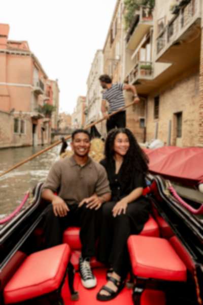 Surprise Proposal by a Canal Bridge in Venice - 16