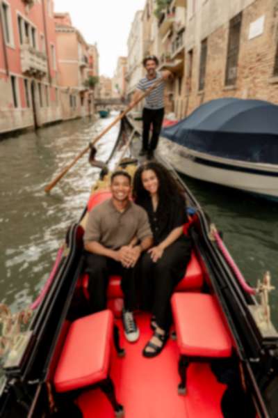 Surprise Proposal by a Canal Bridge in Venice - 21