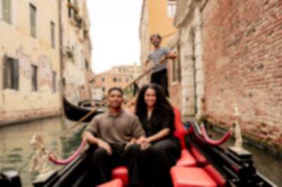 Surprise Proposal by a Canal Bridge in Venice - 23