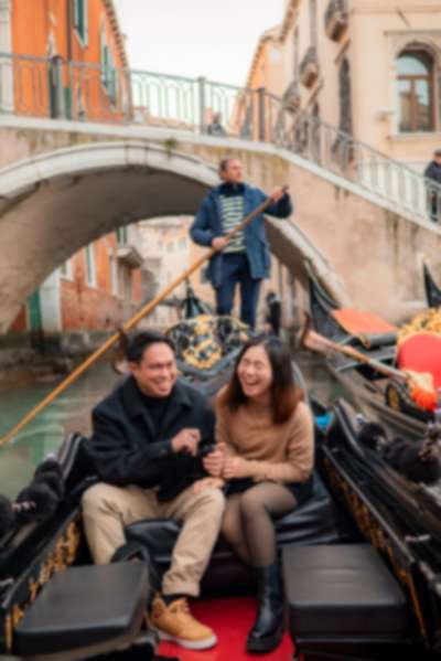 Winter Surprise Proposal on a Gondola in Venice - 7
