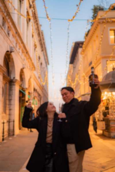 Winter Surprise Proposal on a Gondola in Venice - 11