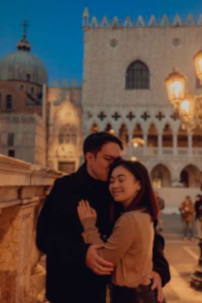 Winter Surprise Proposal on a Gondola in Venice - 13