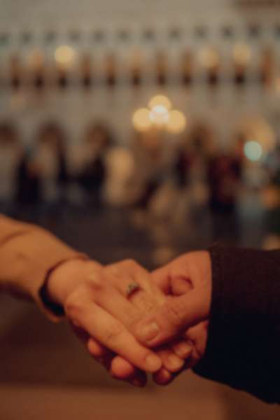 Winter Surprise Proposal on a Gondola in Venice - 15